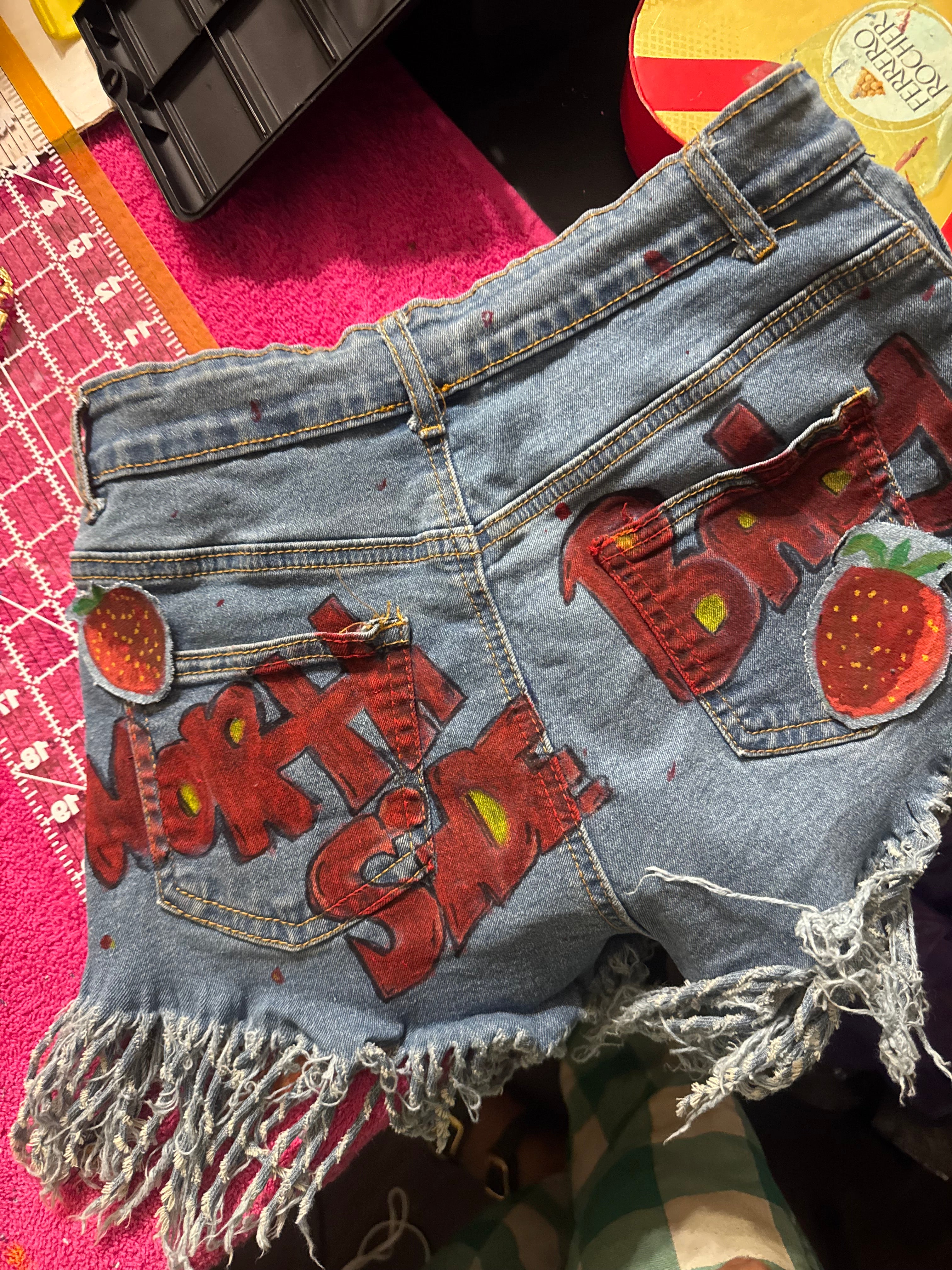 Black girl shorts (Customs)